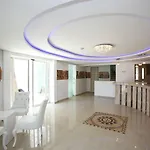 Ξενοδοχείο Delfi & Wellness Center 3*
