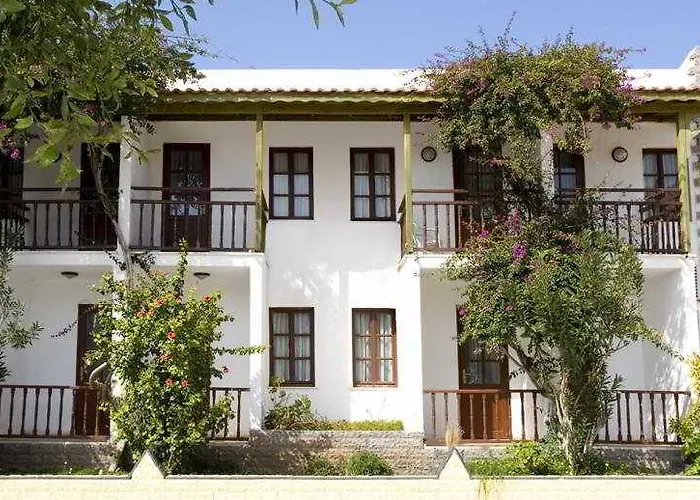 Delfi & Wellness Center Hotel 3*