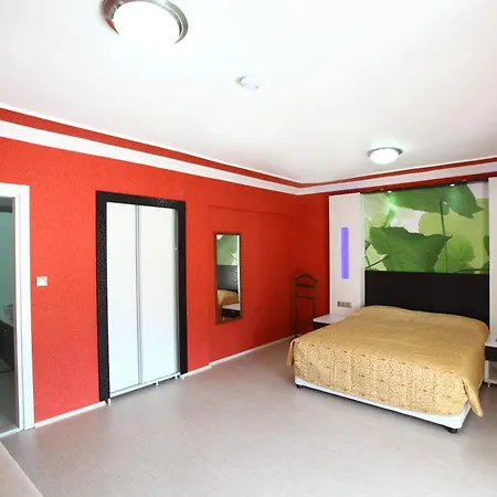 Hotel Delfi & Wellness Center 3*