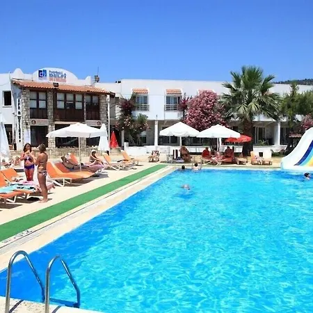 호텔 Delfi & Wellness Center Bodrum