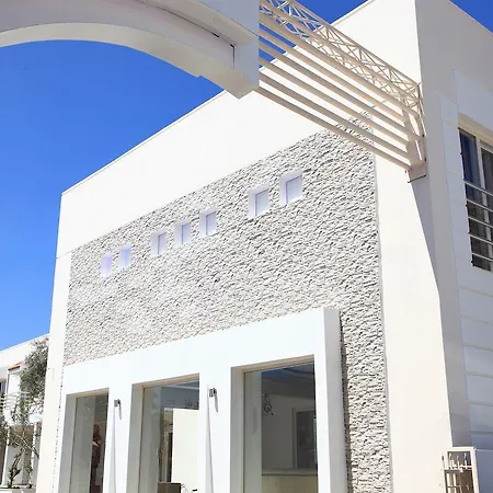 Delfi & Wellness Center Αλικαρνασσός