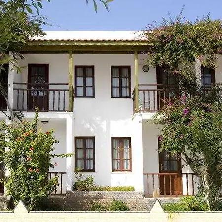 Delfi & Wellness Center 호텔 2*