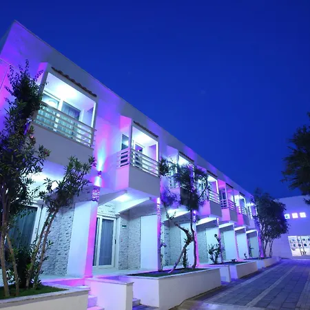 מלון Delfi & Wellness Center בודרום