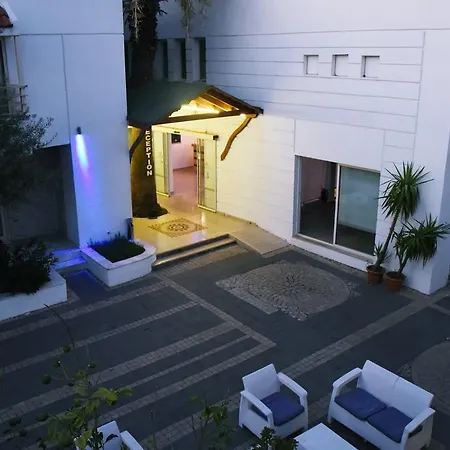 Szálloda Delfi & Wellness Center Bodrum