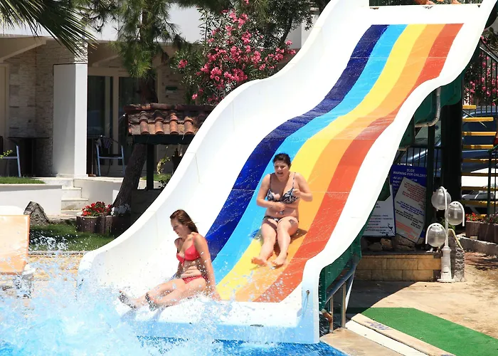 Delfi & Wellness Center Hotel 3*